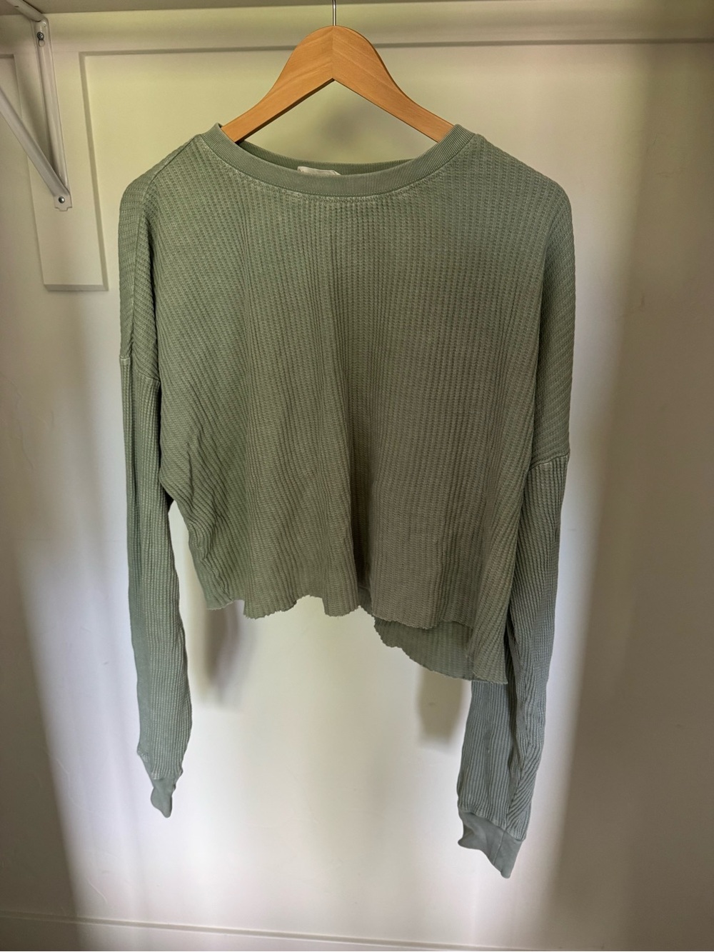 TALULAH Sage Green Waffle-Knit Long Sleeve Crop Top
